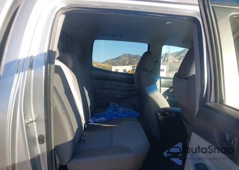 2015 Toyota Tacoma Prerunner V6 z USA, uszkodzony, nr VIN 3TMJU4GN2FM185093